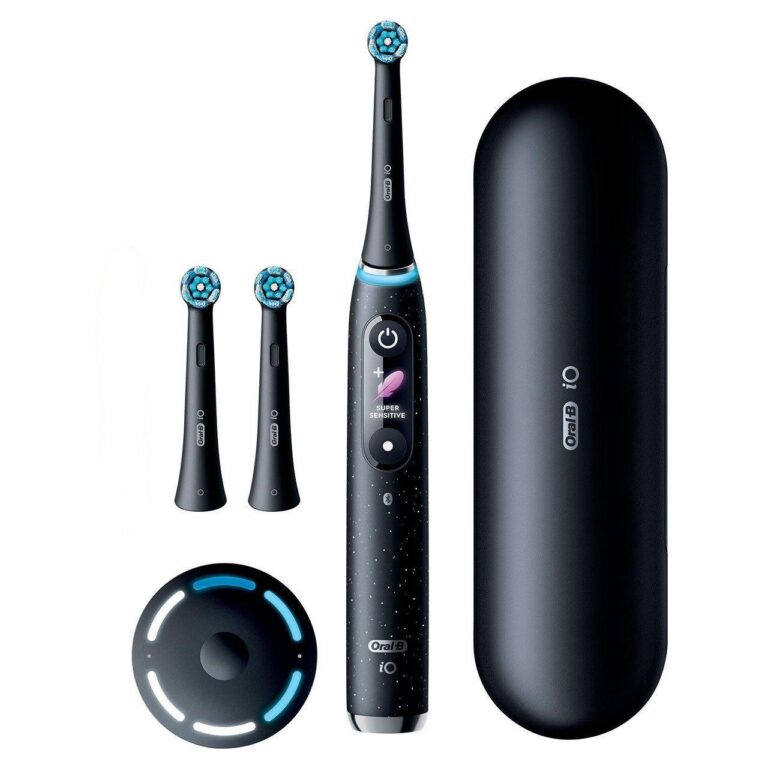 Электрическая зубная щетка  Braun Oral-B iO Series 10 Cosmic Black с двумя насадками