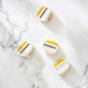 Сменные кассеты для бритья Gillette Venus5 Comfortglide Coconut 3 шт — изображение 4