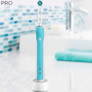 Електрична зубна щітка Braun Oral-B Pro 700 3D White/Blue - Зображення 3